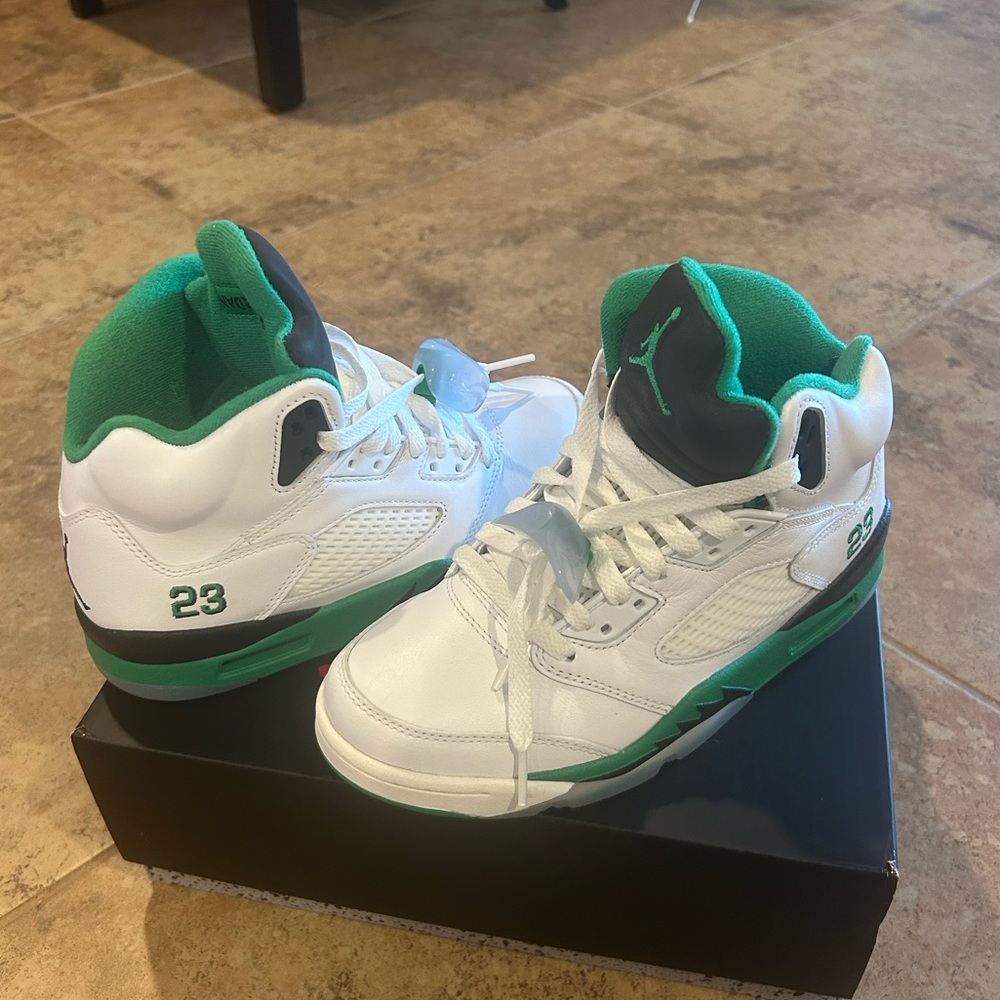 Air Jordan 5 Retro “Lucky Green” – Women’s 7 – Worn Once – With Box